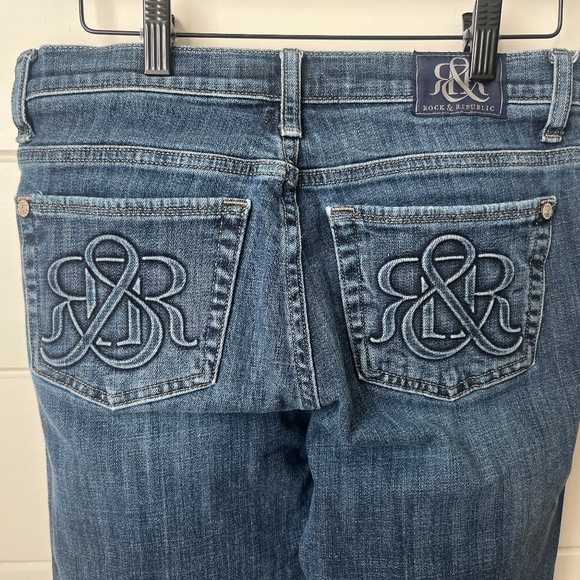 Rock and Republic Boot cut jeans sz. 10 - Picture 4 of 7